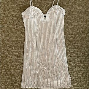 Forever 21 ribbed velvet dress